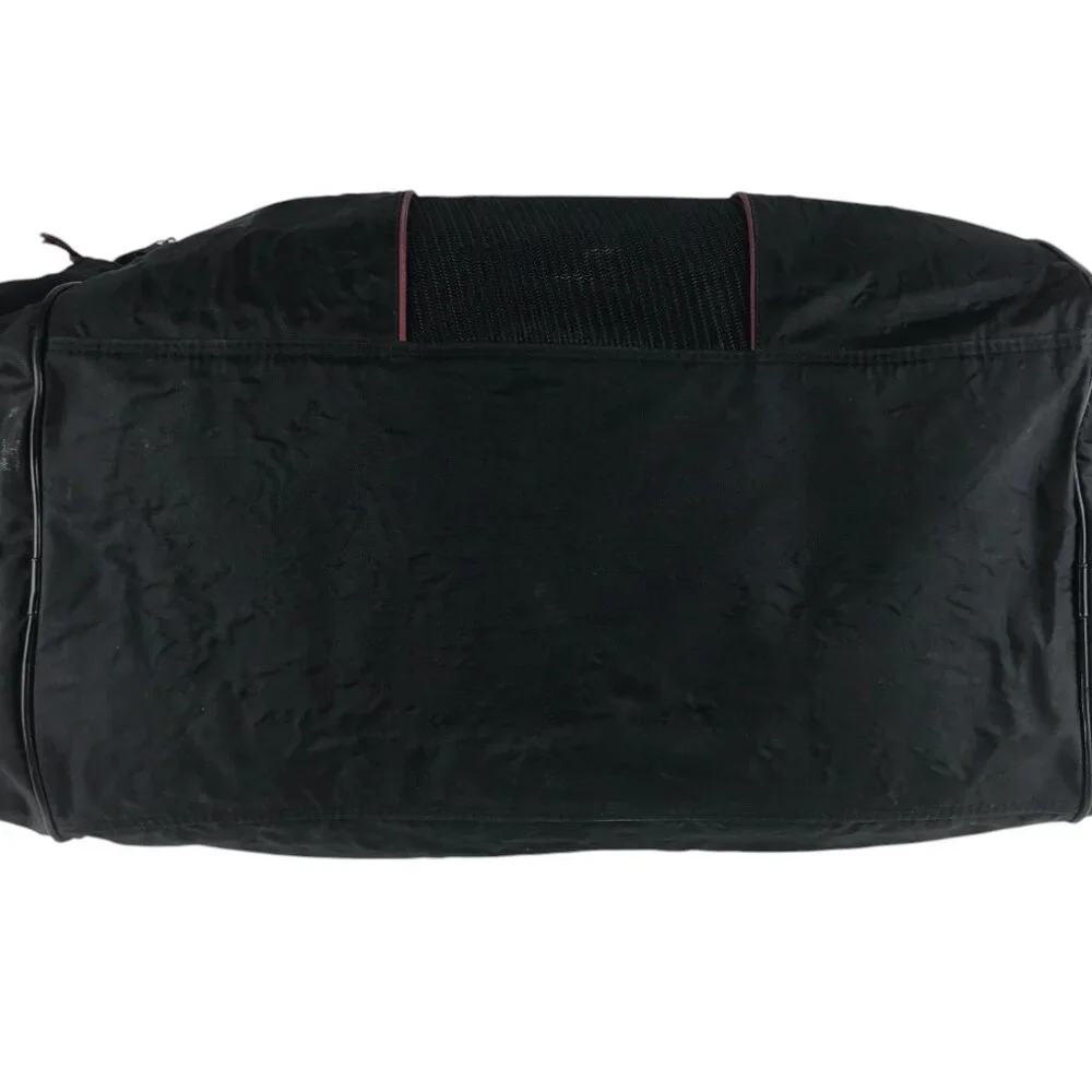 Wilson Unisex Duffle Bag Black/Maroon Nylon Sports Shoulder Strap Zipper Pocket‎